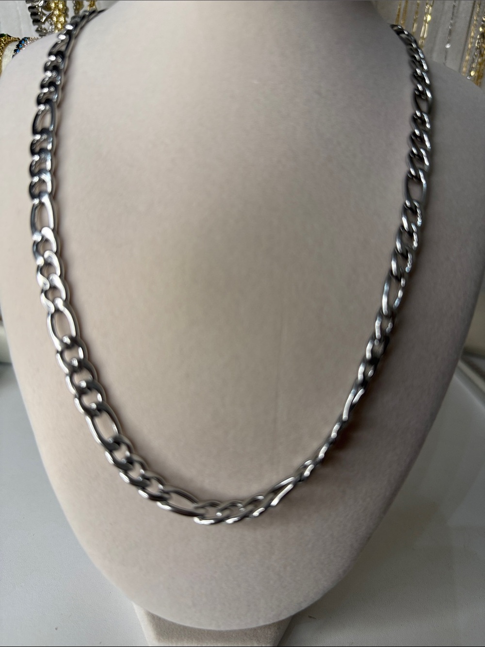 6mm Unisex Silver Figaro Chain Necklace - Classic Stainless Look